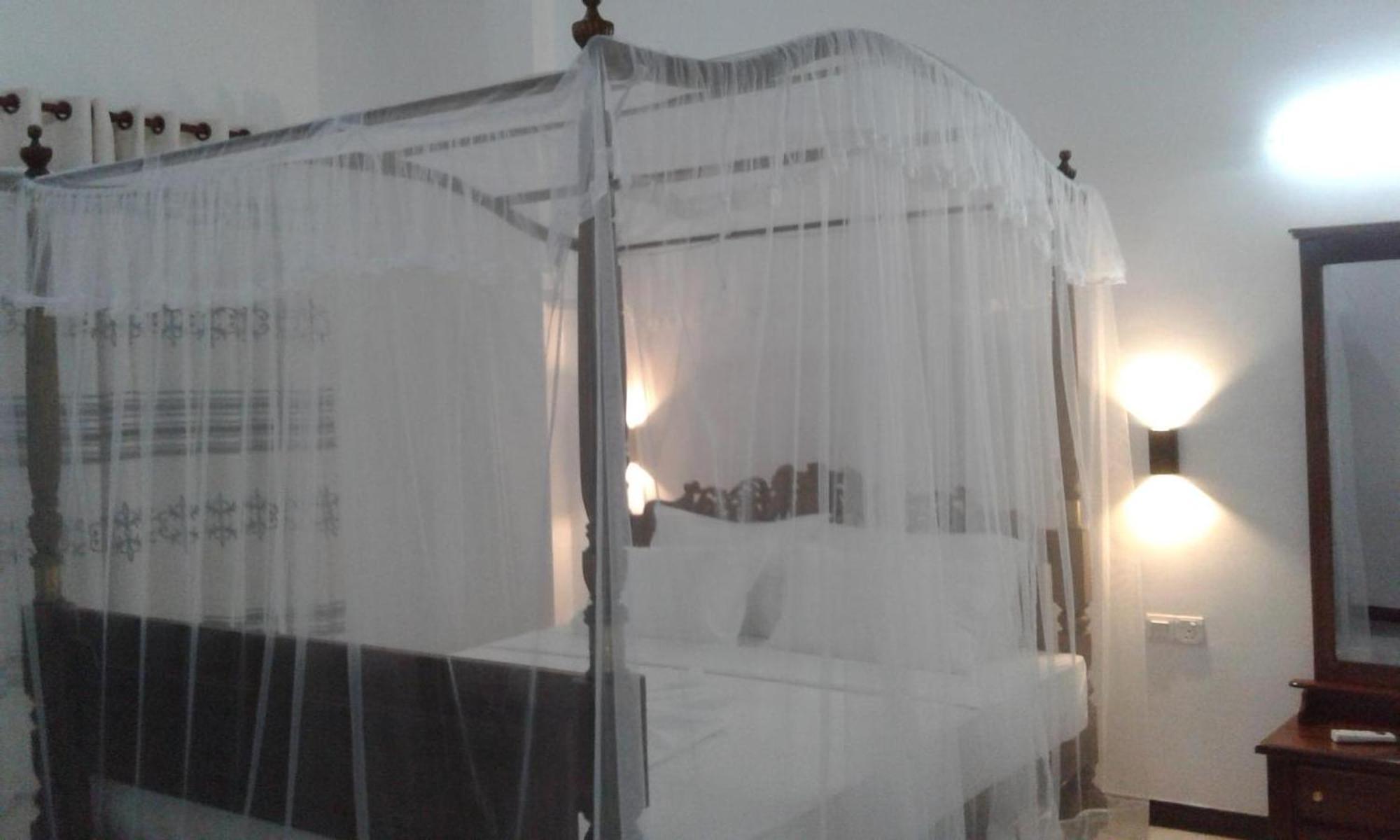 Ocean View Hotel Bentota Room photo
