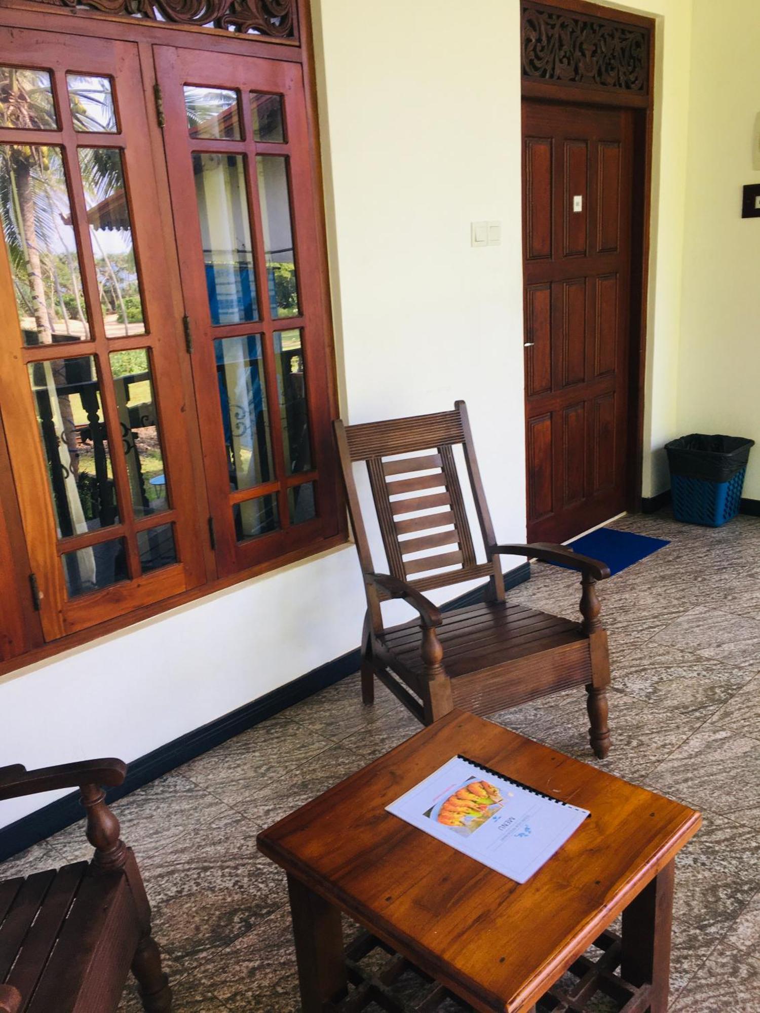 Ocean View Hotel Bentota Room photo