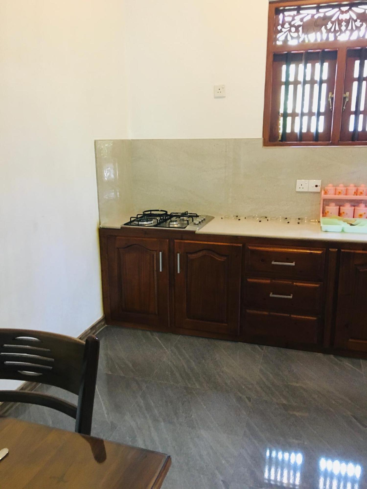 Ocean View Hotel Bentota Room photo